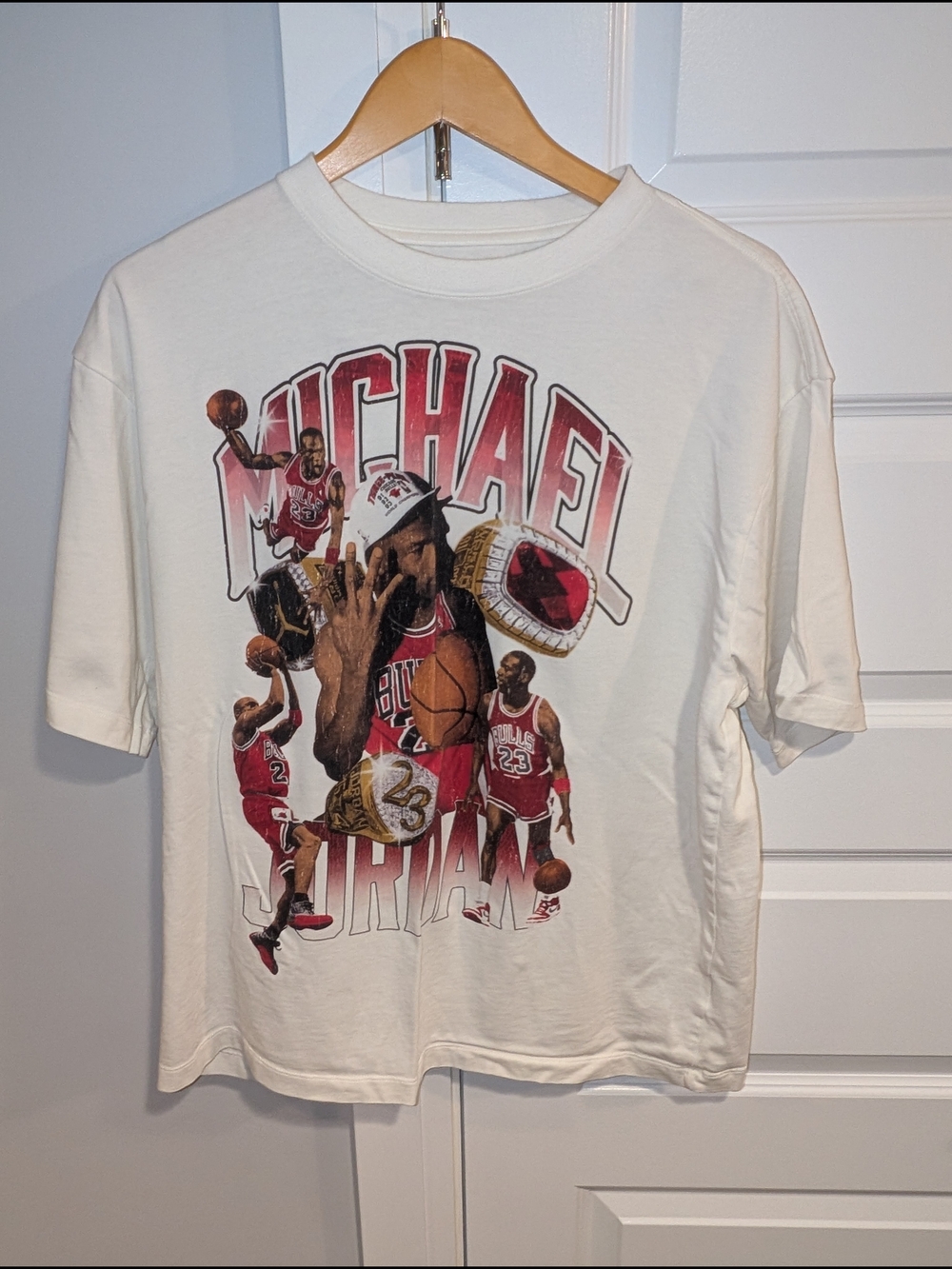 Retro Michael Jordan Chicago Bulls NBA Basketball Championships Graphic Tee